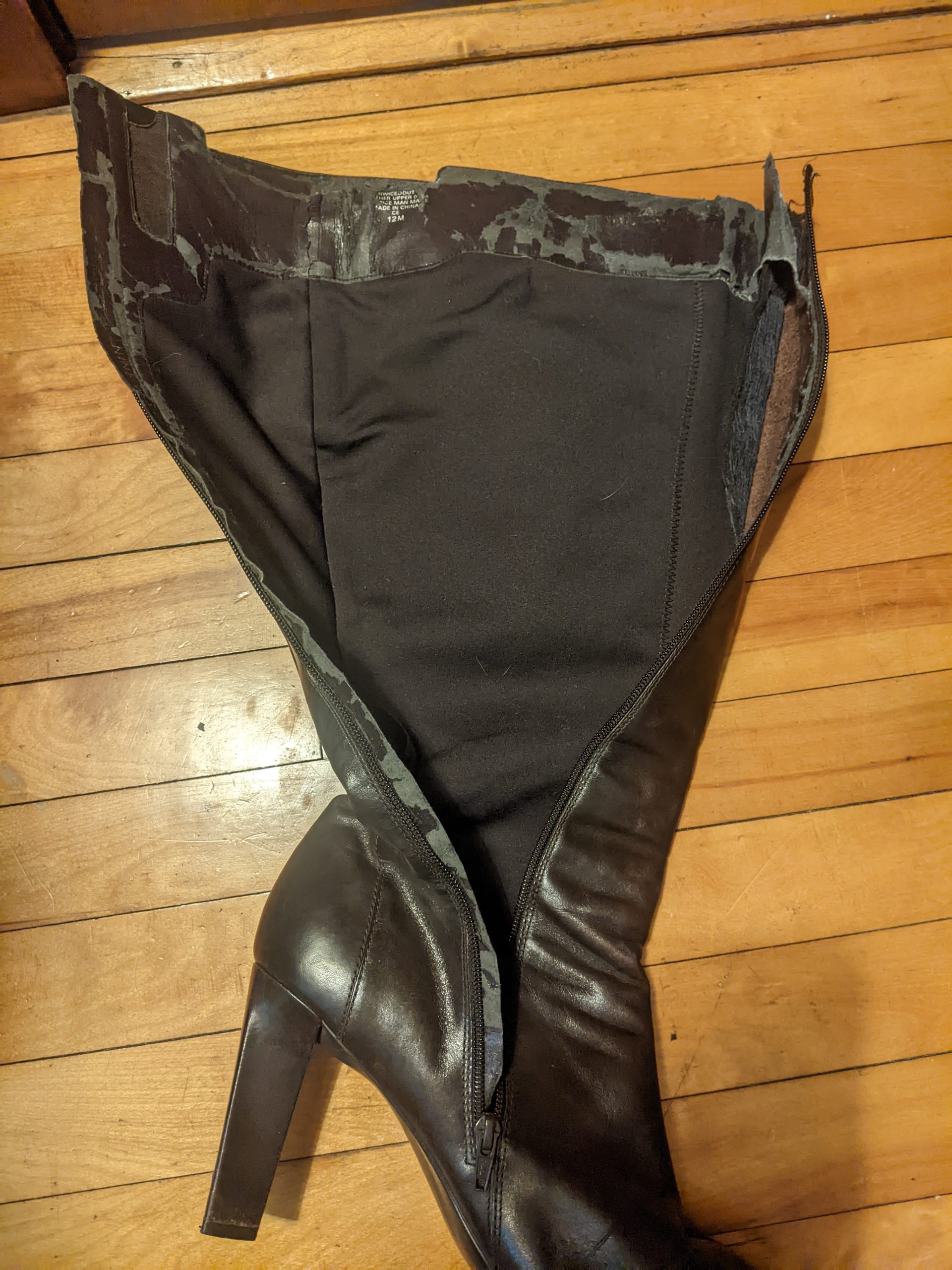 wearing out of lining of a tall shaft nine west boot from around 2008
