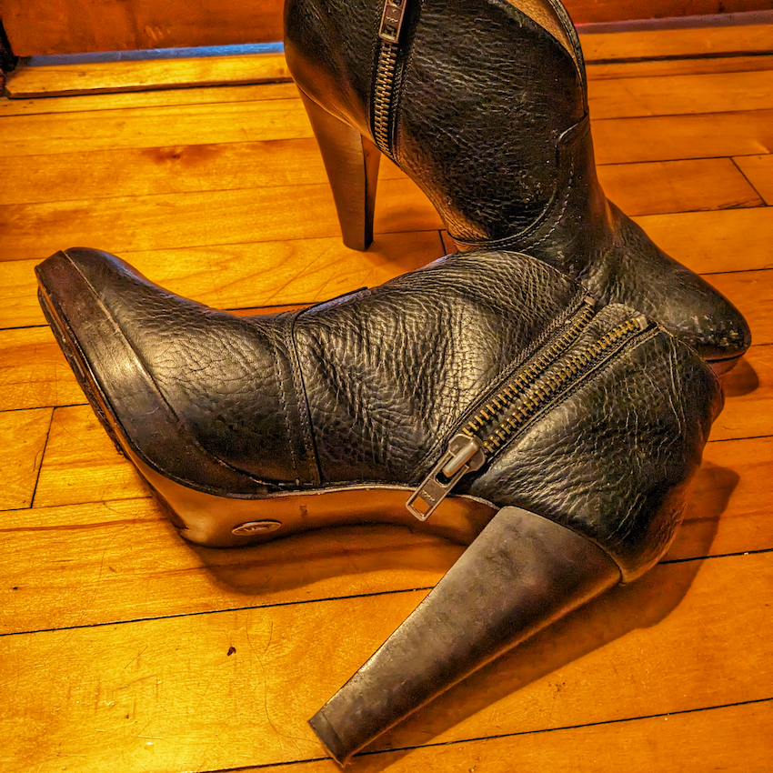 harlow ankle boots black